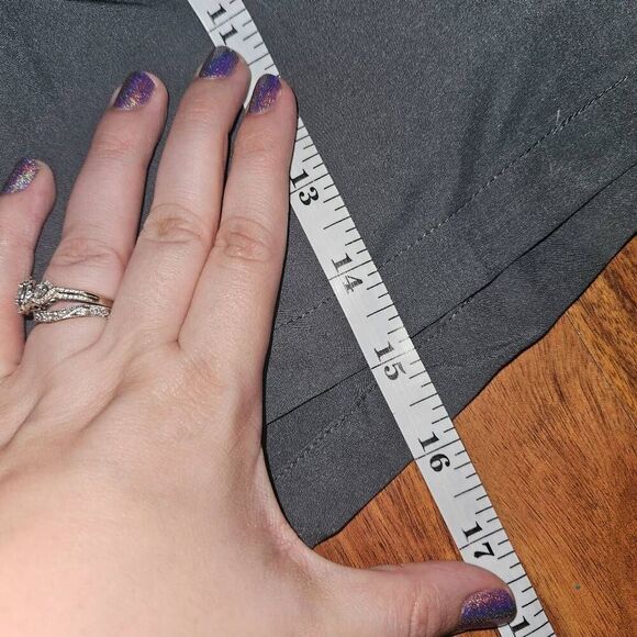 4 For $50 🎃 Gray Cargo Drawstring Skort Womens Size Medium - Picture 7 of 7